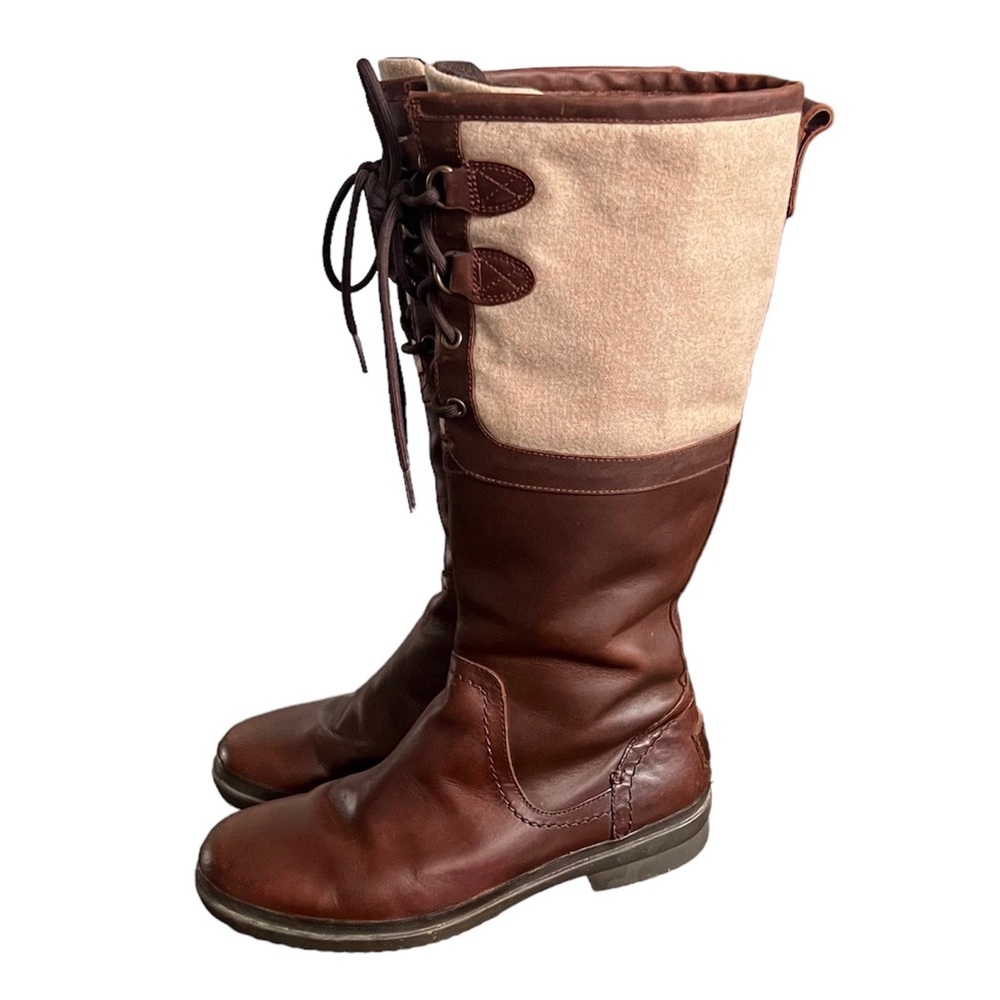 Ugg Australia wool and leather water proof knee high boots. Size 7 womens